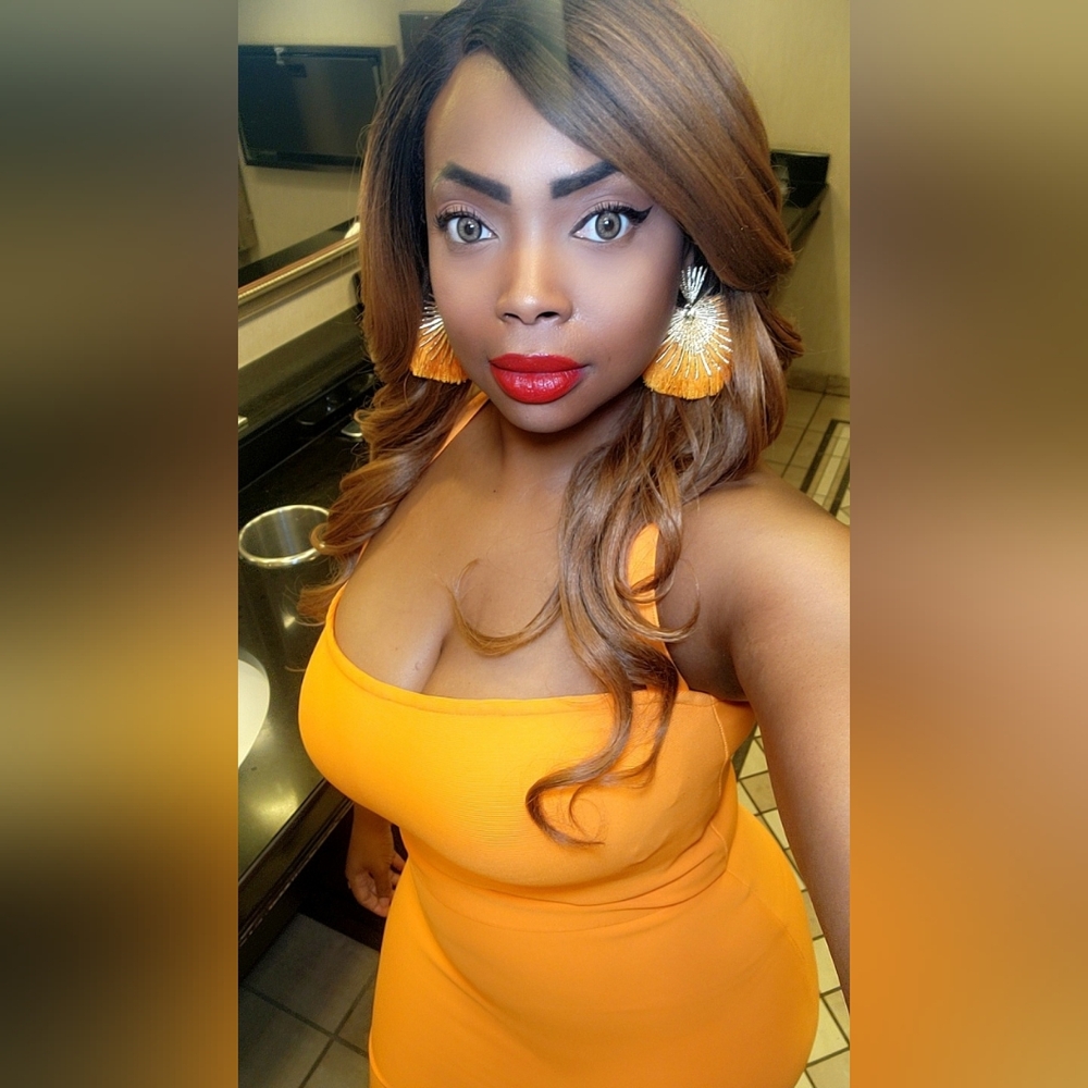 Fashion nova dress